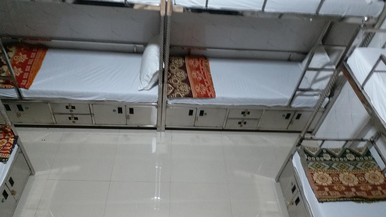 One Step Hostel Βομβάη Εξωτερικό φωτογραφία